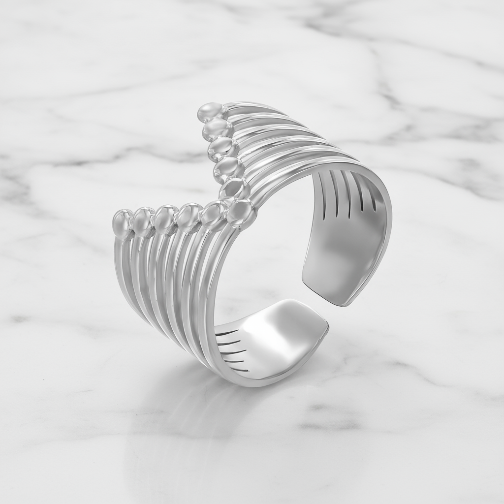 Luna Wave Ring