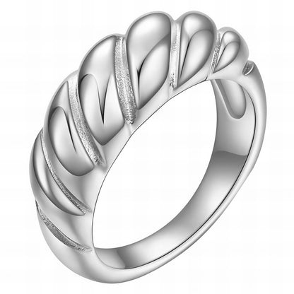 Croissant Ring 2