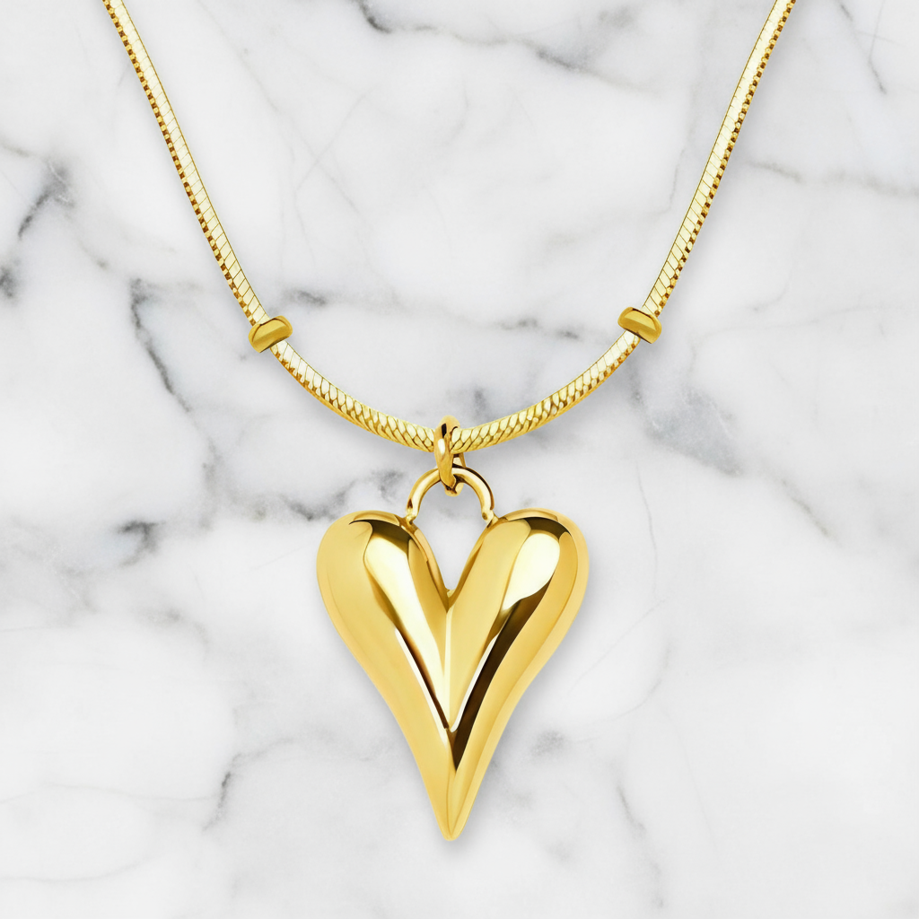 Eterna Heart Necklace