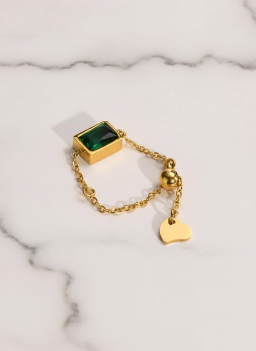 Emerald Chain Ring